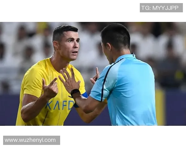 内马尔因不满判罚情绪失控踢裁判引发争议与讨论 内马尔因不满判罚情绪失控踢裁判引发争议与讨论