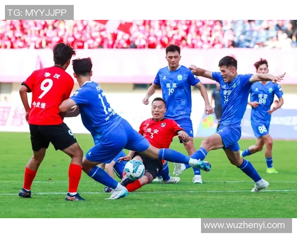 2017年湖北武汉足球赛事回顾与分析球迷热情与球队表现的完美交融