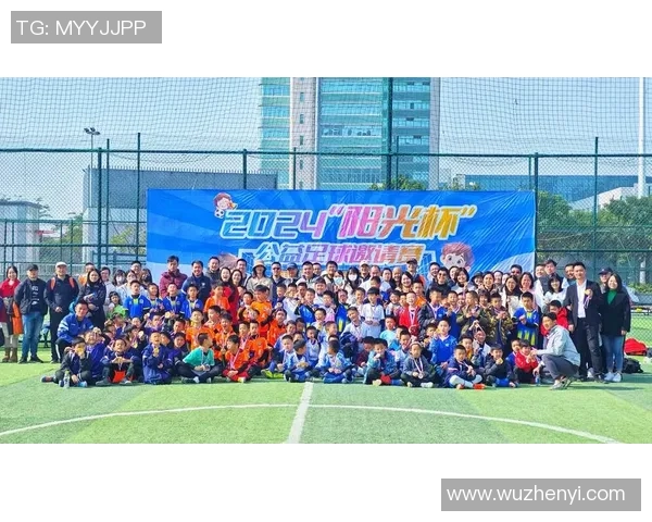 儿童踢足球精彩瞬间大集合让我们一起感受足球的乐趣与激情 儿童踢足球精彩瞬间大集合让我们一起感受足球的乐趣与激情