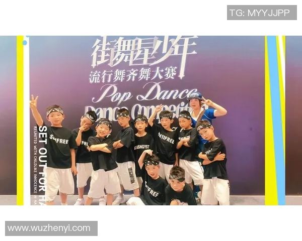 西安街舞队的力量与热情聚焦街舞文化的传承与创新 西安街舞队的力量与热情聚焦街舞文化的传承与创新